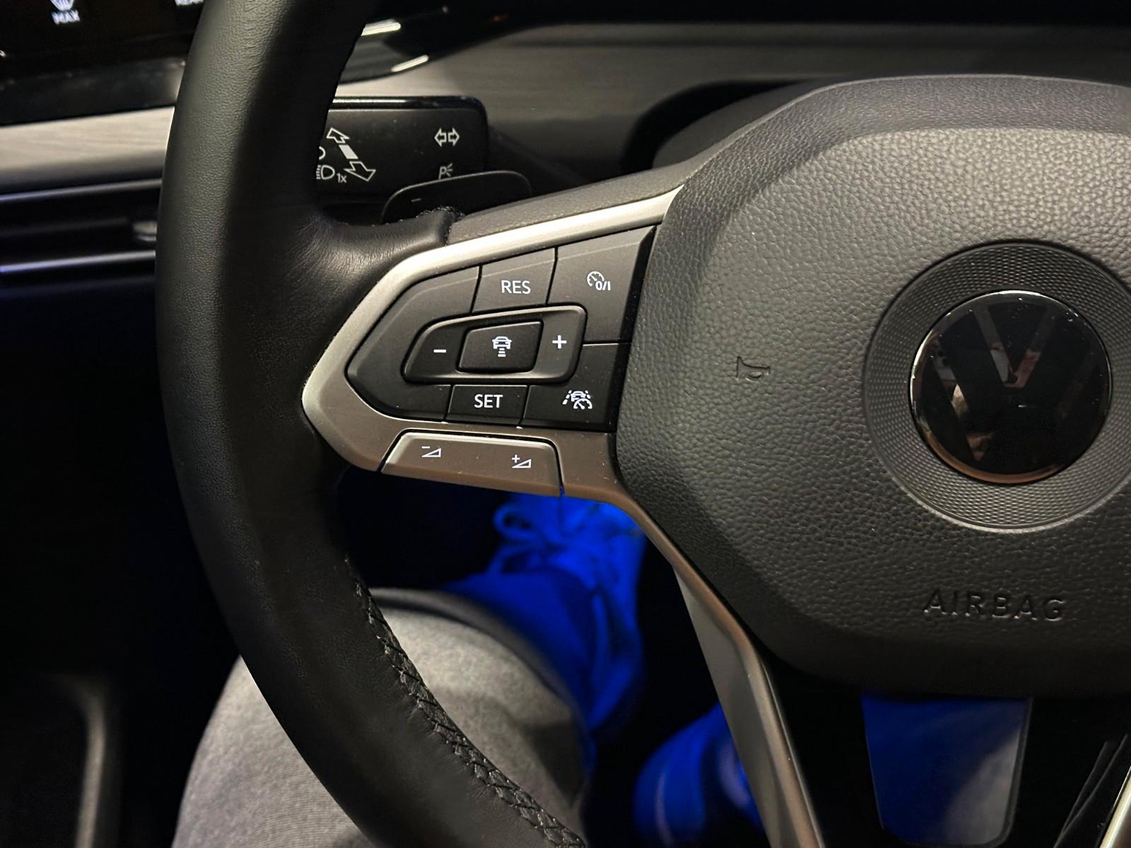 Volkswagen Golf IQ.Drive Style