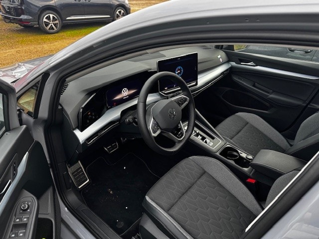 Volkswagen Golf 2.0 TDI DSG Golf VIII