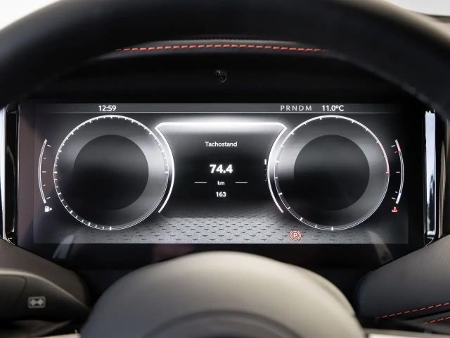 Aston Martin DBX 12 Coupé von BENTLEY FRANKFURT