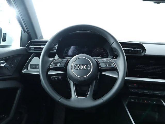 Audi A3 40 TFSI Hybride Sedan