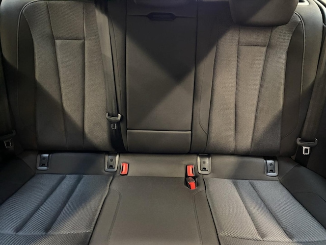 Audi A4 40 TDI Avant S-Tronic