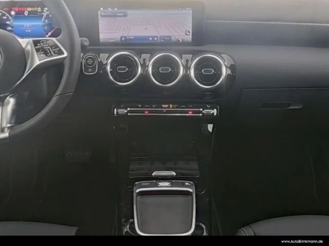 Mercedes-Benz A 180 Progressive