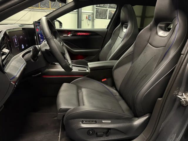 Volkswagen Passat 4Motion R-Line Variant