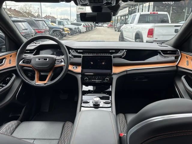 Jeep Grand Cherokee 4xe Summit