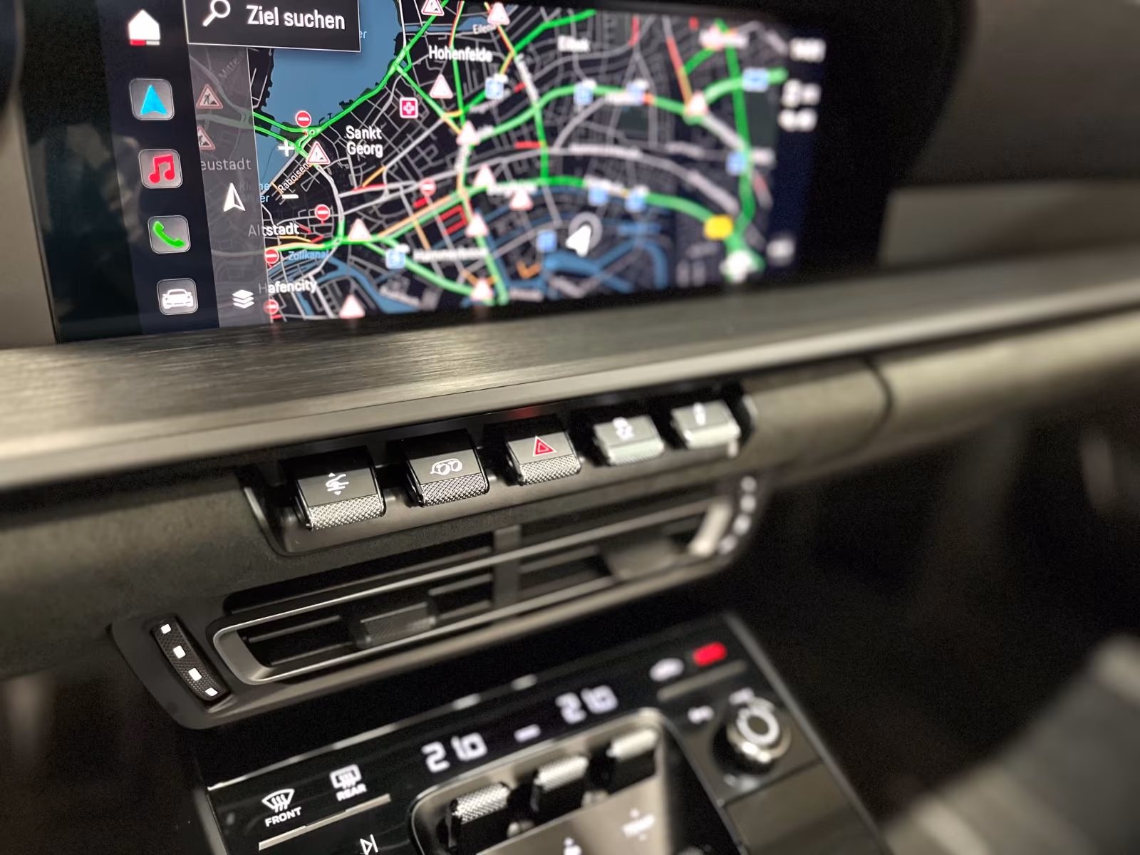 Porsche 911 992 Cabriolet Carrera GTS