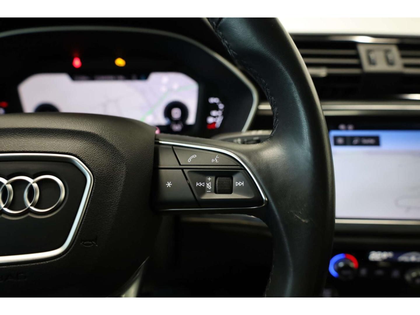 Audi Q3 35 TDI S-Line S-Tronic Sportback