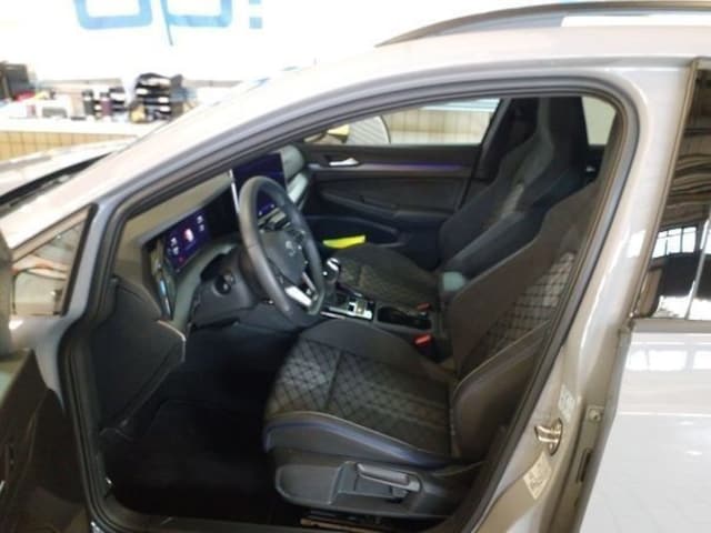 Volkswagen Golf R-Line Variant