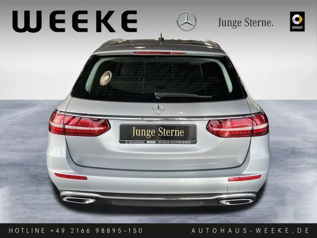 Mercedes-Benz E 220 AVANTGARDE E 220 d Estate