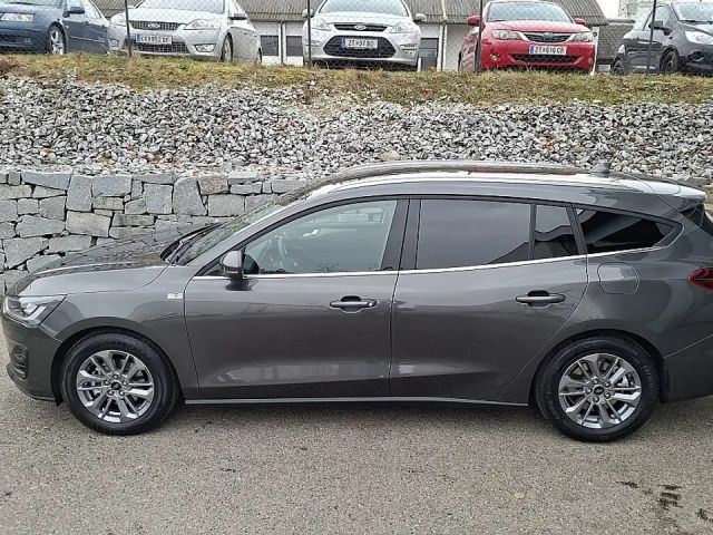 Ford Focus Titanium Wagon