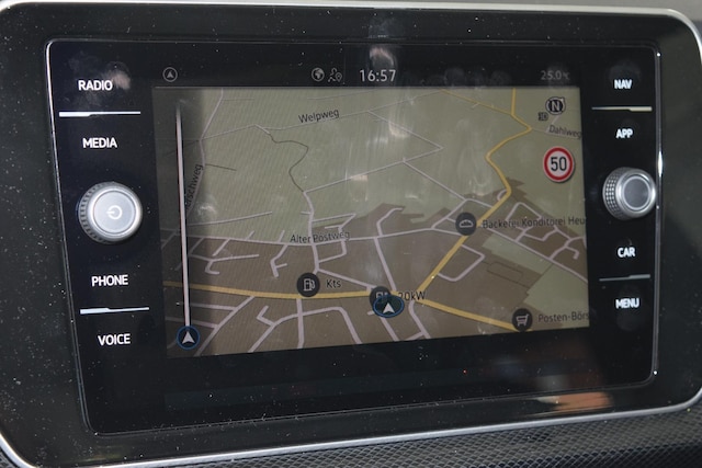 Volkswagen T-Cross TSI Navi ACC Matrix Kamera Garantieverl.