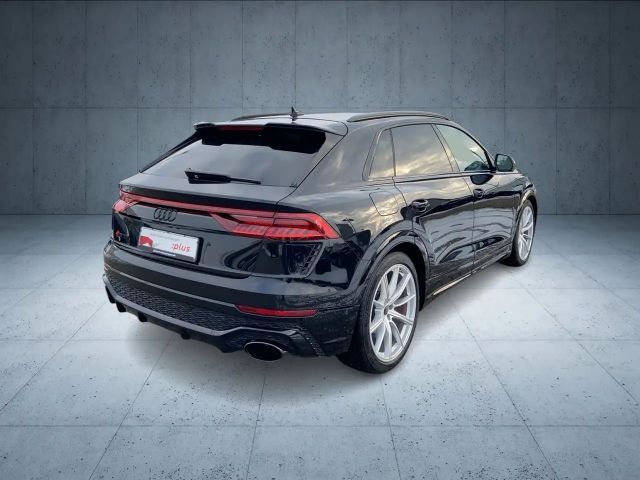 Audi RS Q8 SUV tiptr. PANO Stdhzg Vmax305 HUD 23´