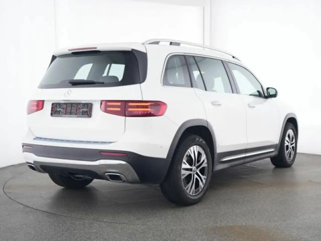 Mercedes-Benz GLB 220 4MATIC GLB 220 d