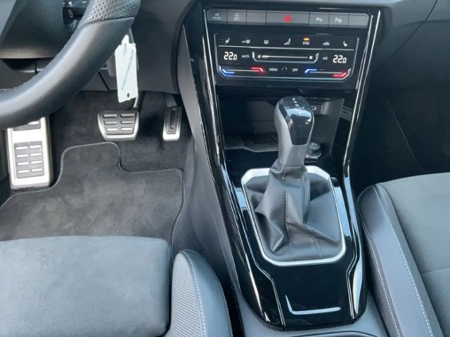 Volkswagen T-Roc 1.5 TSI DSG R-Line