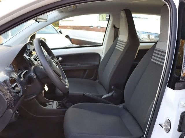 Volkswagen up! Move Move up!