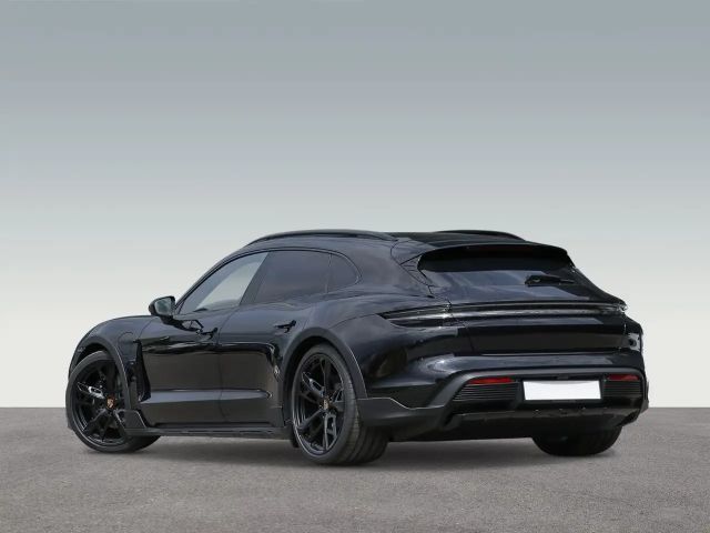 Porsche Taycan 4S Cross Turismo