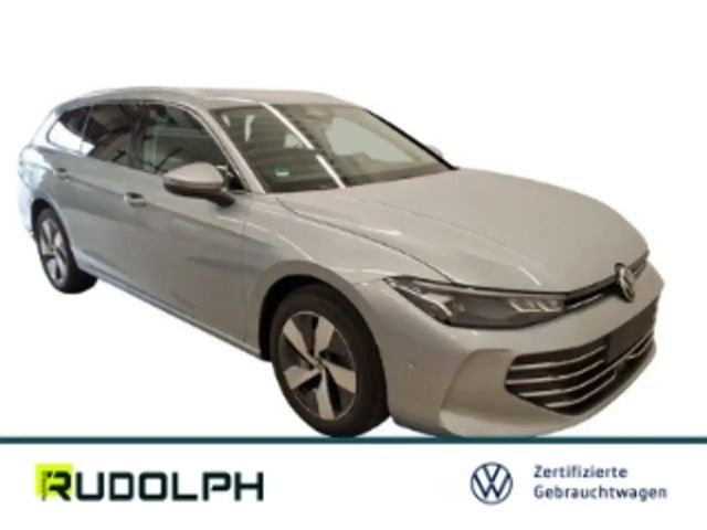 Volkswagen Passat 1.5 eTSI Business DSG