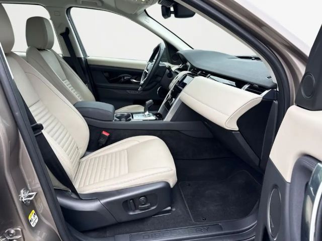 Land Rover Discovery Sport P300e SE