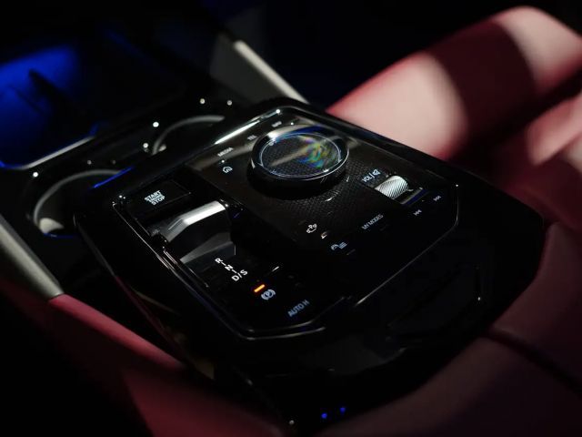 BMW 520 520d M-Sport Sedan xDrive