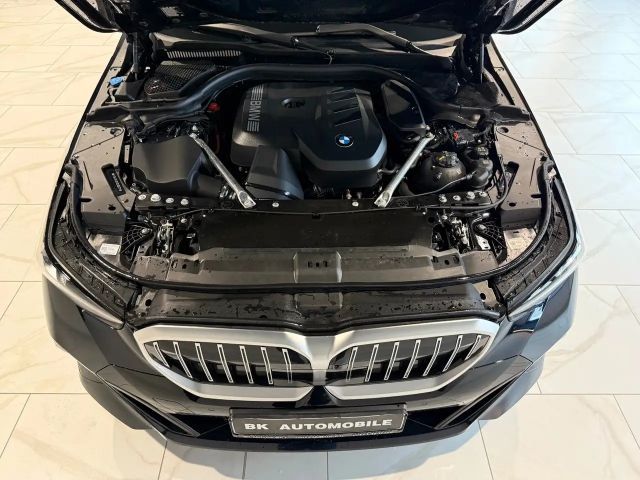 BMW 520 520i M-Sport Sedan