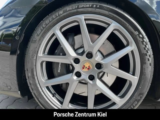 Porsche Panamera 4 E-Hybrid