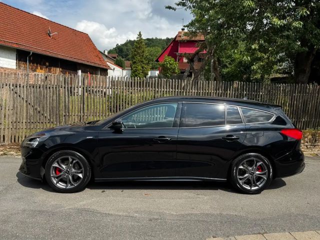Ford Focus ST Line Wagon