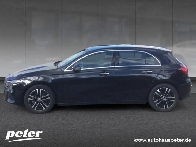 Mercedes-Benz A 220 4MATIC Progressive