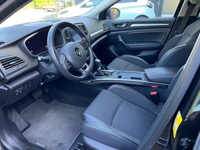 Renault Megane E-Tech Intens