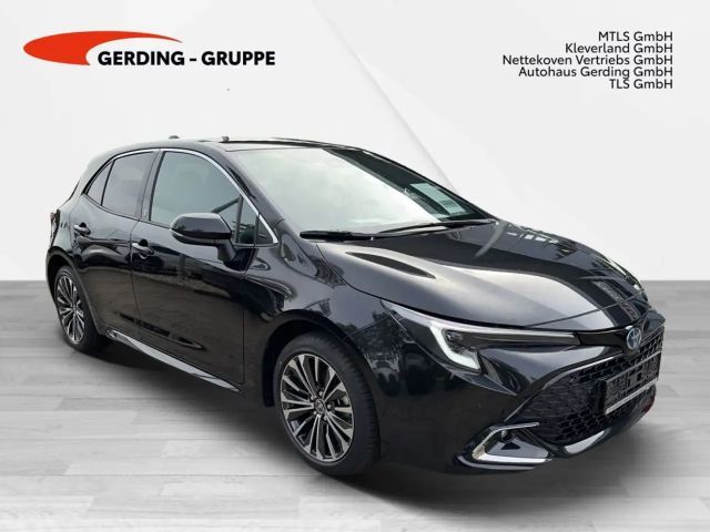 Toyota Corolla Hybride Team D