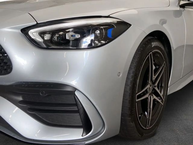 Mercedes-Benz C 200 Sedan