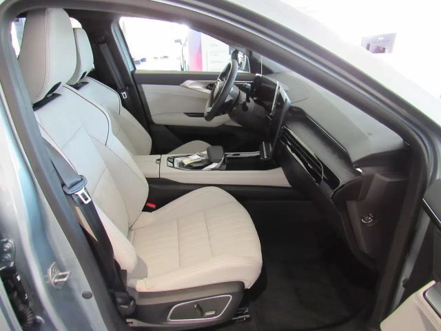 Renault Espace E-Tech Hybrid Iconic