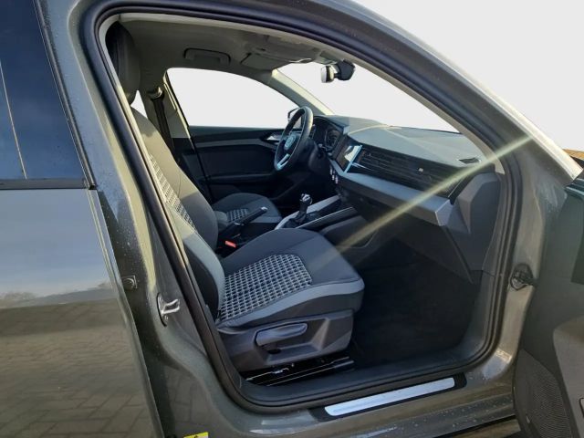 Audi A1 30 TFSI Allstreet S-Tronic