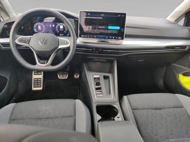 Volkswagen Golf 1.5 eTSI DSG Golf VIII Variant