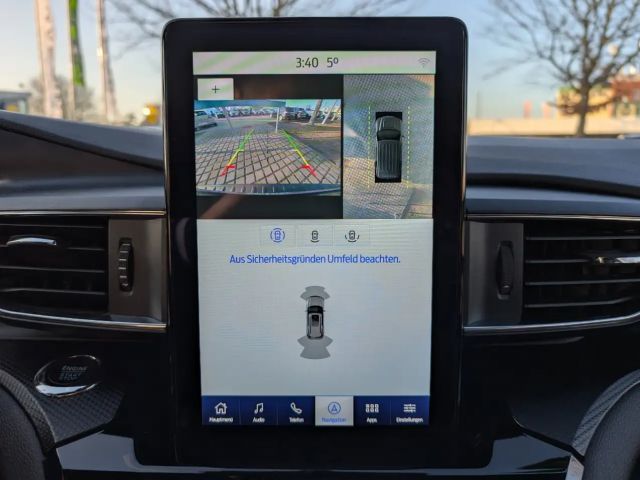 Ford Explorer Plug in Hybrid ST Line