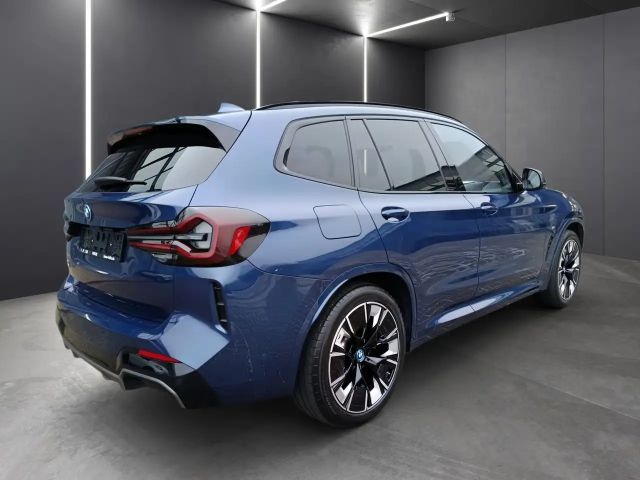 BMW iX3 Impressive M-Sport iX3