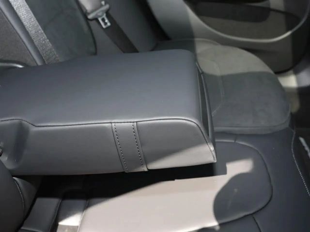 Mercedes-Benz E 450 4MATIC AMG Line Sedan