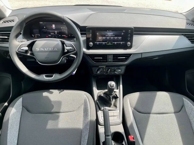 Skoda Scala Essence TSI