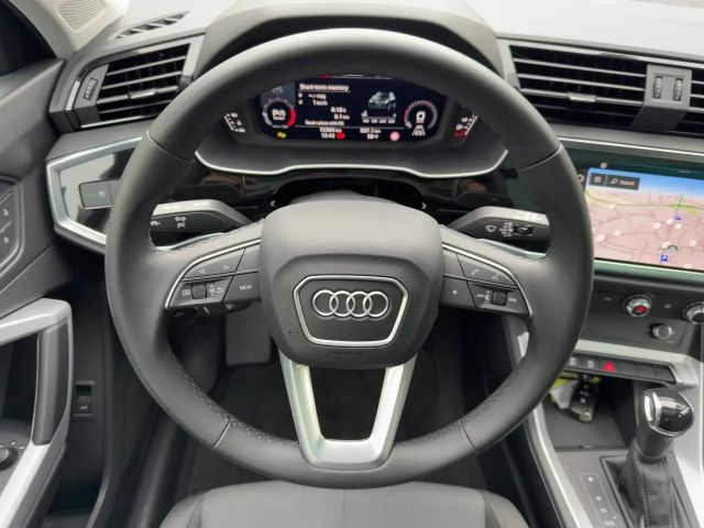Audi Q3 35 TFSI S-Tronic