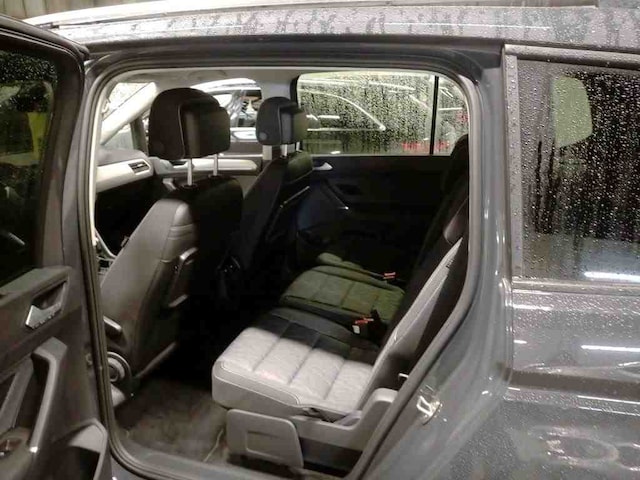 Volkswagen Touran 1.5 TSI DSG IQ.Drive Move