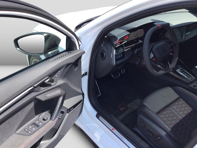 Audi RS3 Quattro S-Tronic Sedan