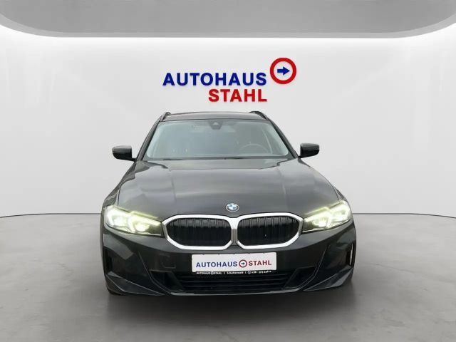 BMW 320 320d Touring xDrive