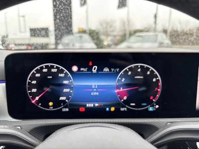 Mercedes-Benz A 200 AMG Line