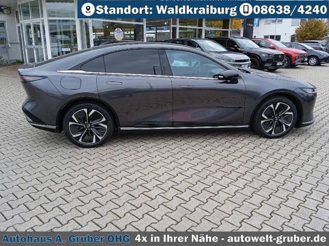 Mazda 6e Long range Takumi