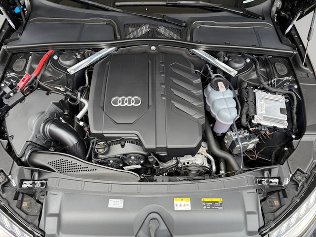 Audi A4 40 TFSI Avant S-Tronic