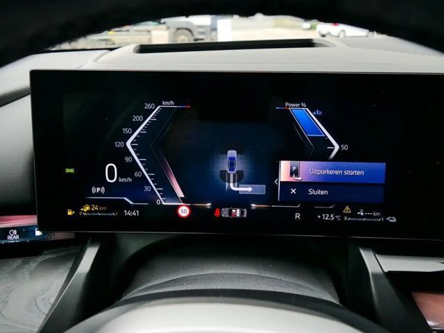 BMW 530 530e M-Sport Sedan