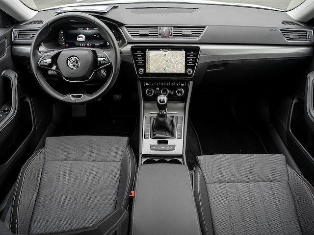 Skoda Superb 2.0 TDI Combi Style Style