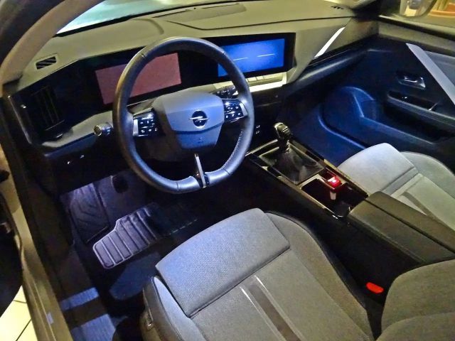 Opel Astra Business Elegance Sports Tourer