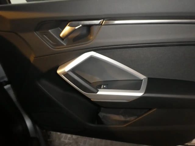 Audi Q3 45 TFSI Hybride