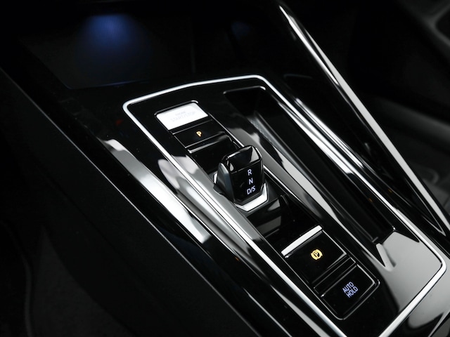 Volkswagen Golf 1.5 eTSI DSG R-Line Variant