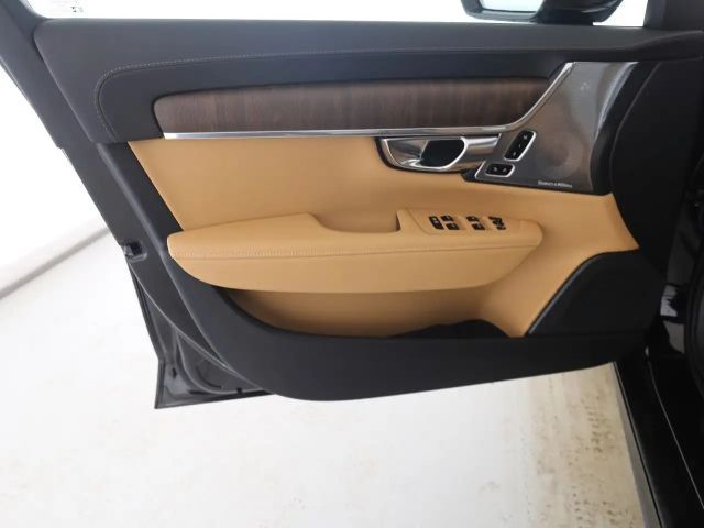 Volvo V90 Bright Recharge T8 Ultra