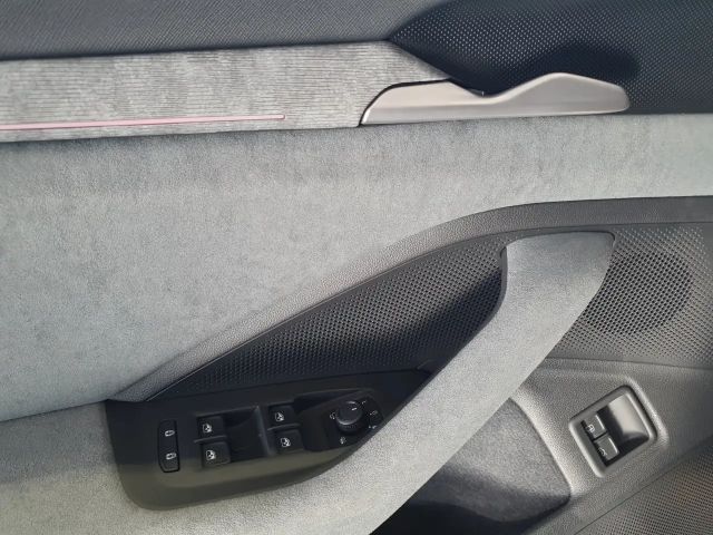 Skoda Superb Selection iV